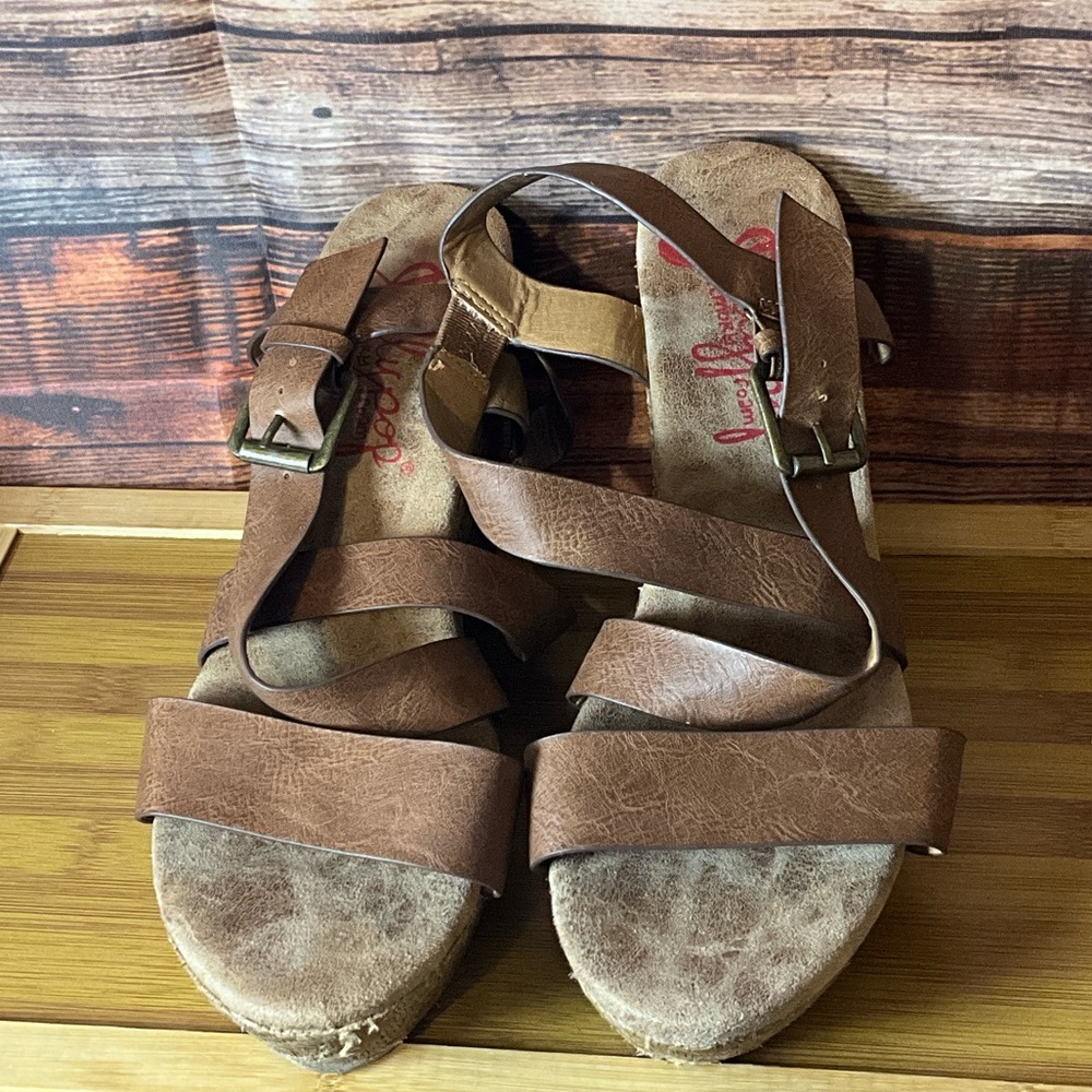 Jellypop Brown Strappy Sandals